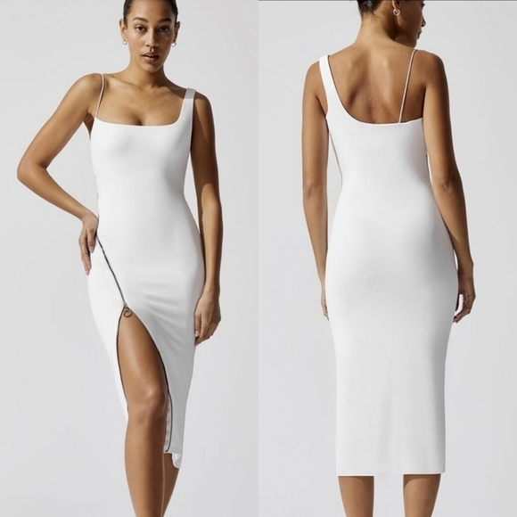 ALIX NYC Grimes Dress - Picture 1 of 13